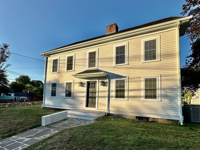 Primary Photo - 2318 Mill Plain Rd