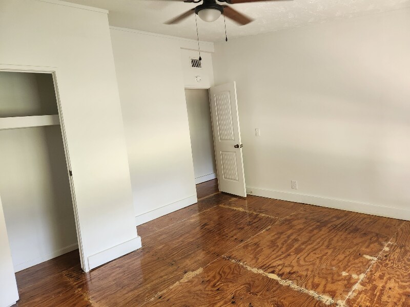 Building Photo - 5800 Sparta Rd