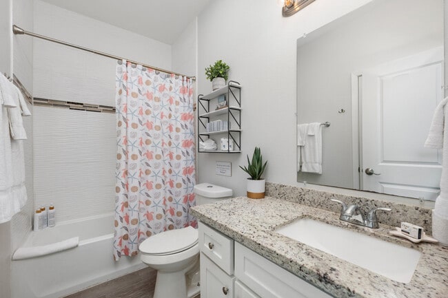 Building Photo - 106 Las Joyas Blvd