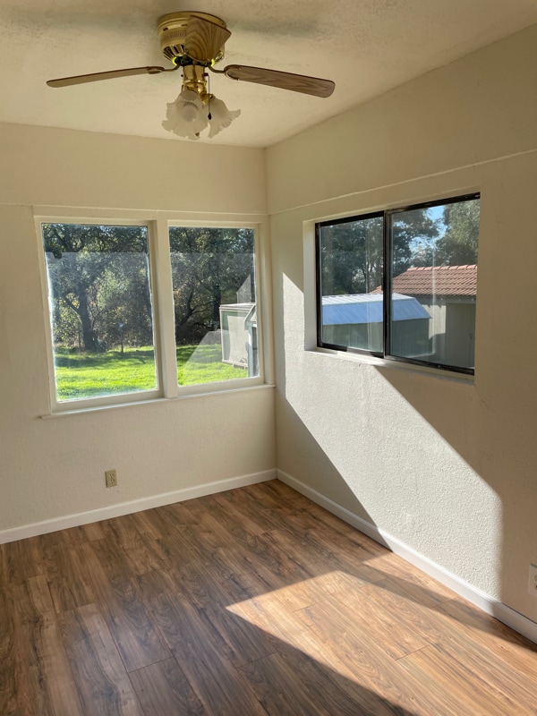 Building Photo - 112 Live Oak Knolls