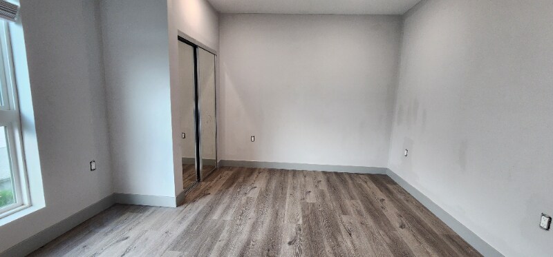 Building Photo - 7040 Woodman Ave