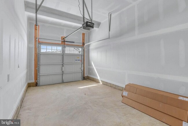 Building Photo - 88 Rosemary Wy