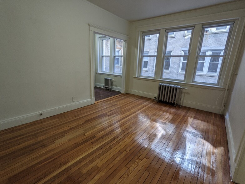 Building Photo - 1167 Boylston St