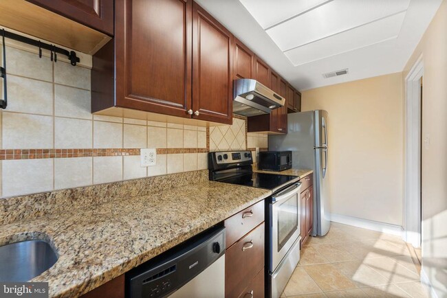 Building Photo - 2914 Willston Pl
