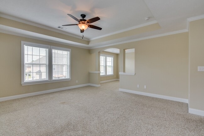 Building Photo - 5458 Everlook Cir