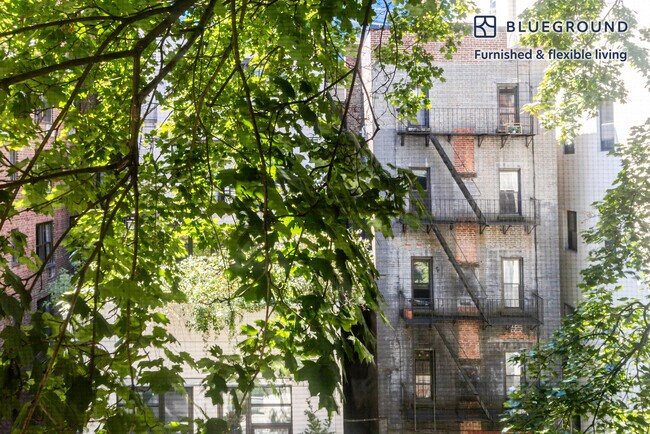 Building Photo - 316 W 14th St