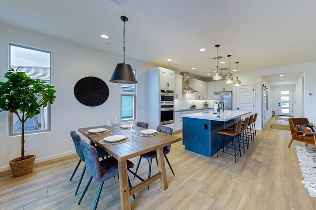 Building Photo - 18328 E Spring Valley Ct