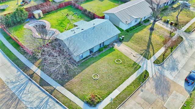 Building Photo - 2112 Overglen Dr