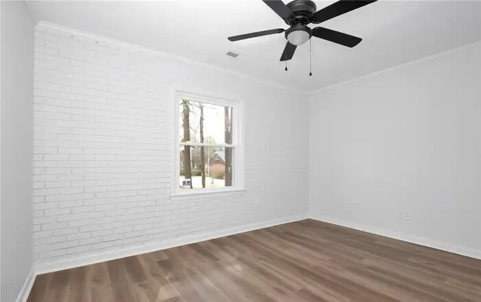 Building Photo - 2710 Fordham Dr