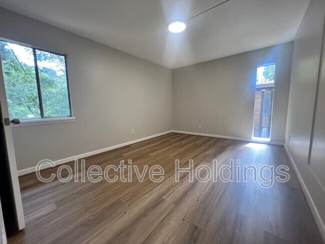 Building Photo - 3101 Lorna Rd