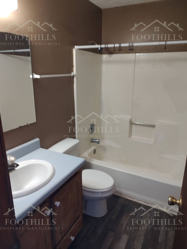 Building Photo - 118 New Prospect Church Rd