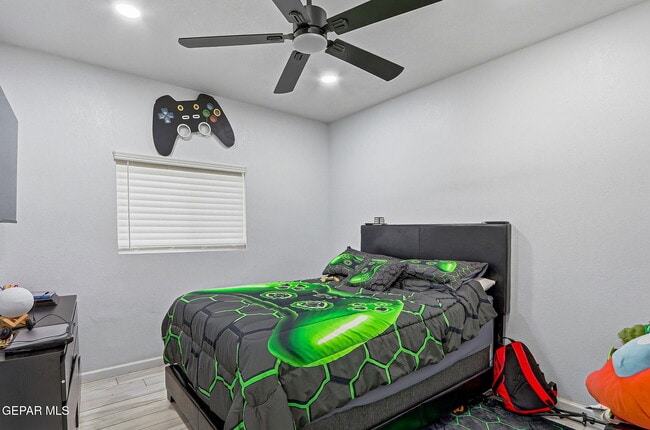 Building Photo - 7740 Phoenix Ave