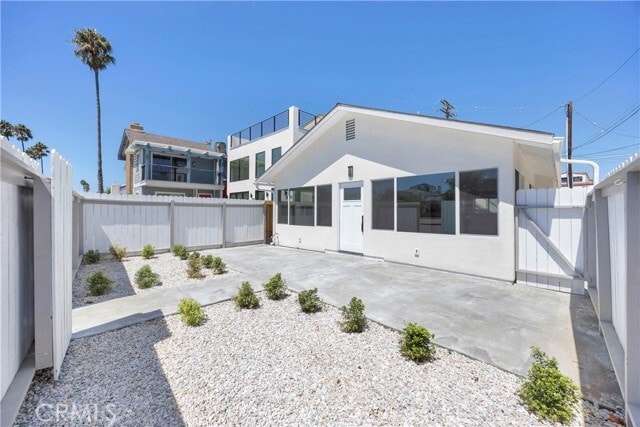 Building Photo - 806 W Balboa Blvd