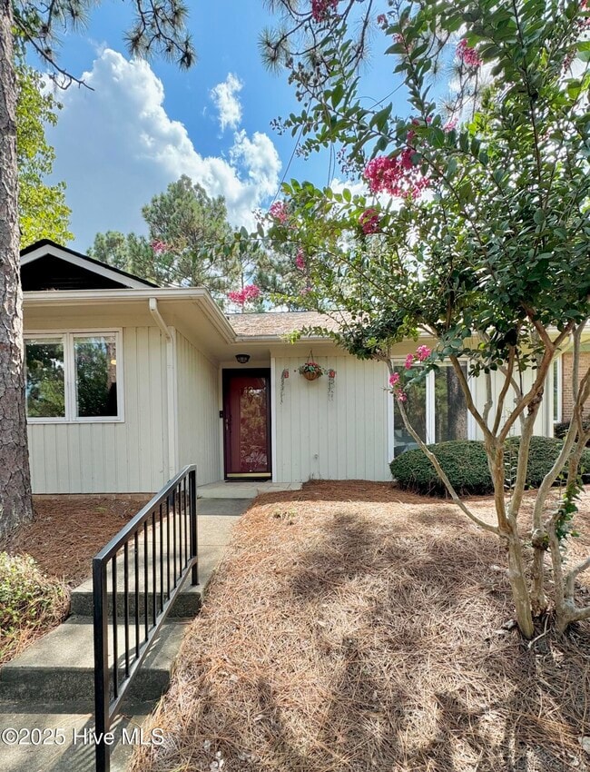 Primary Photo - 12 Garden Villa Dr
