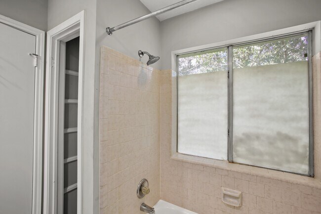 Building Photo - 4303 Morris Ct