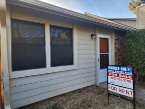 Building Photo - 6808 NW Willow Springs Dr