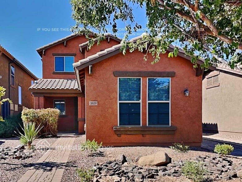 Primary Photo - 3929 E Geronimo St