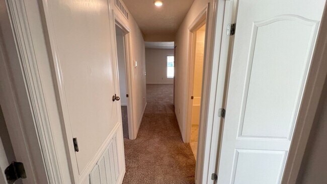 Building Photo - BEAUTIFUL 3BD/2BA Home in Palm Bay!!