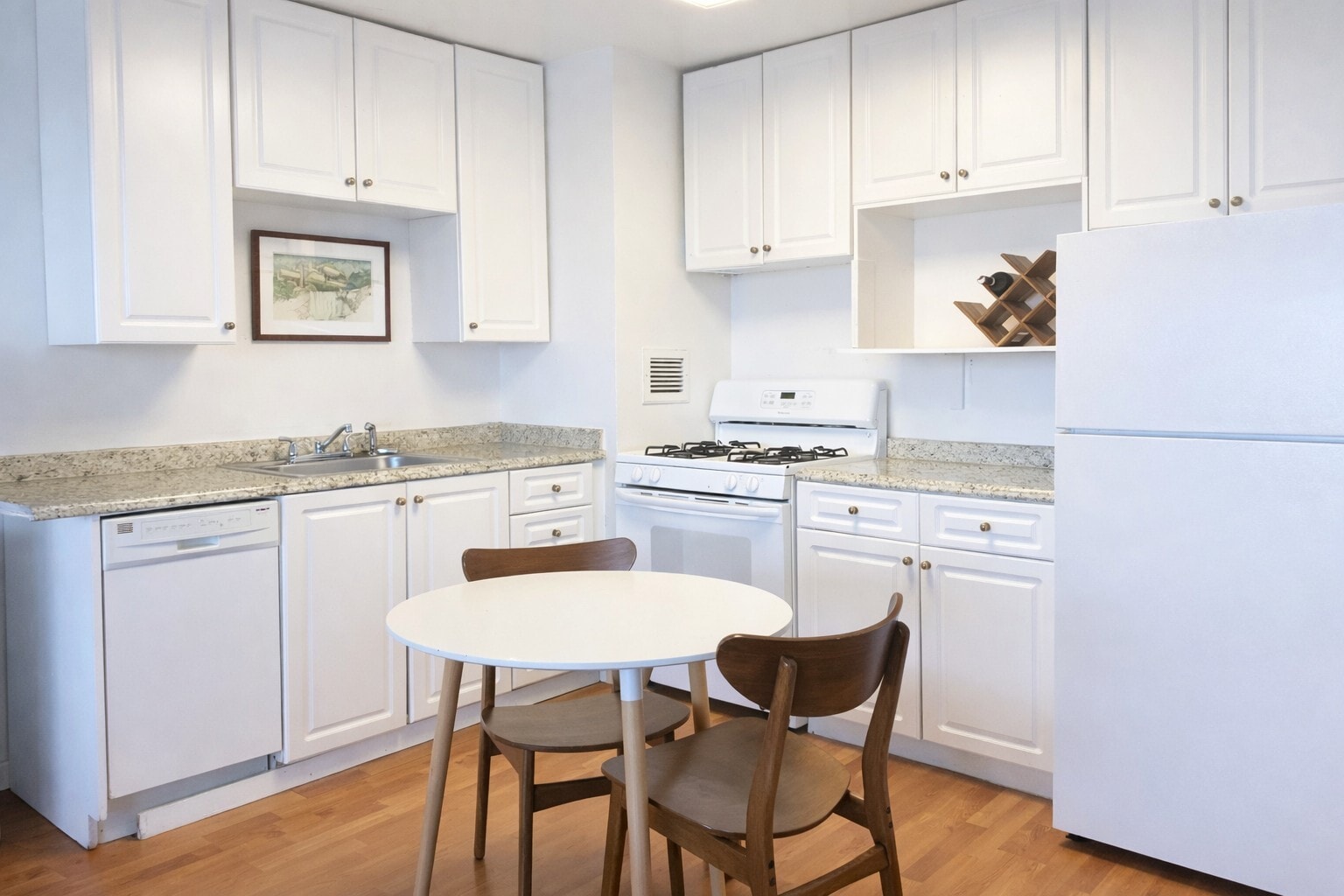 Building Photo - 135 Montgomery St