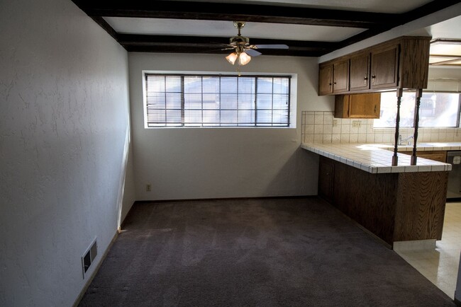 Building Photo - Spacious 3 Bedroom 2 Bathroom in Big Bear ...