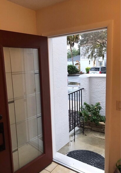 Building Photo - 2110 NE 38th Ave