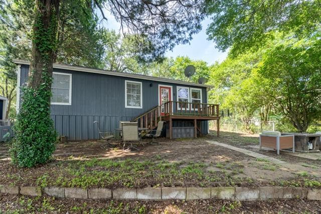 Building Photo - 140 Lynn Creek Dr