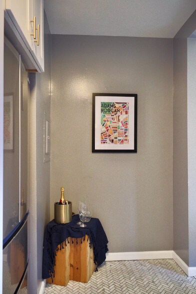 Building Photo - 1844 Columbia Rd NW