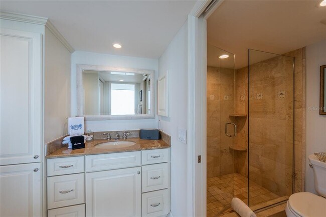 Building Photo - 5400 Ocean Blvd