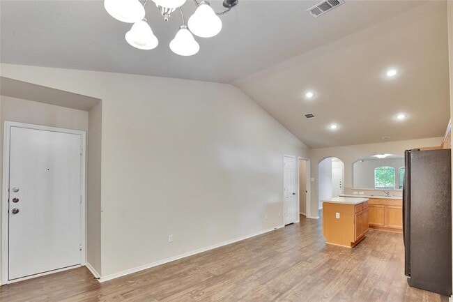 Building Photo - 210 Lollipop Ln