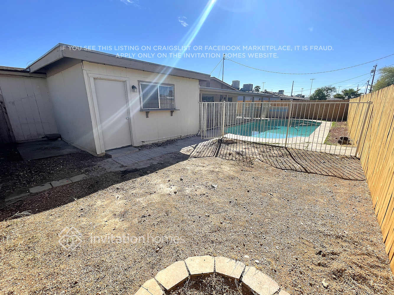 Building Photo - 3416 W Poinsettia Dr