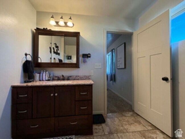 Building Photo - 2095 W 4100 N