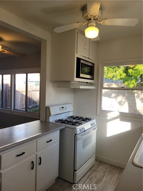 Building Photo - 7912 Glencoe Drive