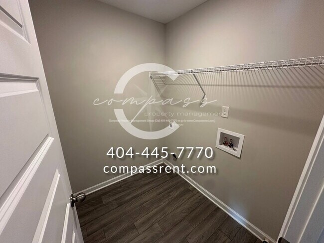 Building Photo - 107 Squarewood Ln NW