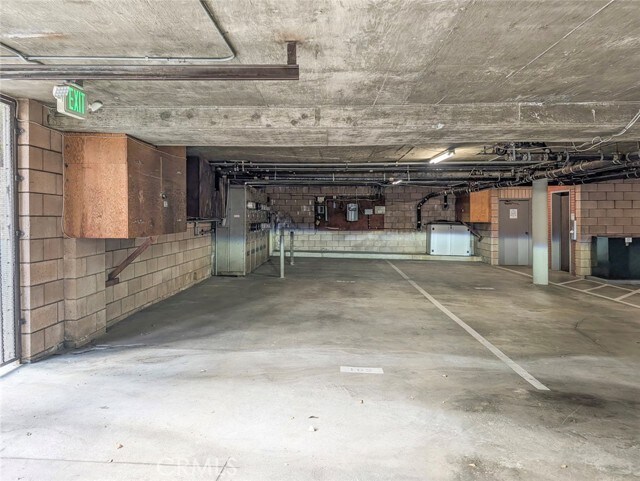 Building Photo - 227 S Madison Ave