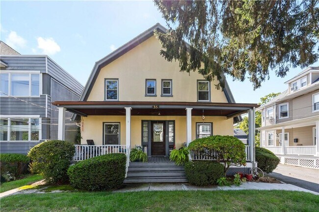 Primary Photo - 35 Locust Ave