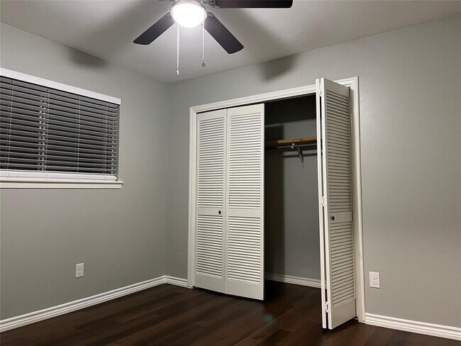 Building Photo - 1619 Cripple Creek Dr