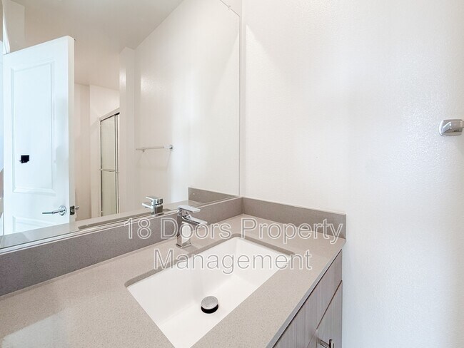 Building Photo - 10482 San Diego Mission Rd