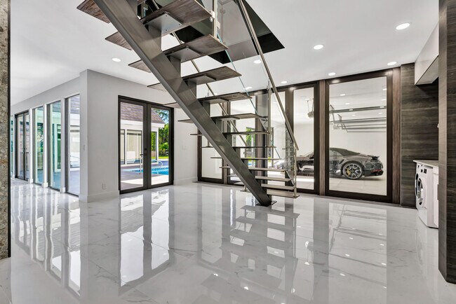 Building Photo - 7693 Steeplechase Dr