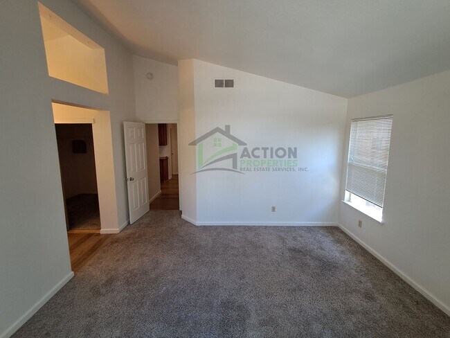 Building Photo - 3835 Hunters Glen Pl
