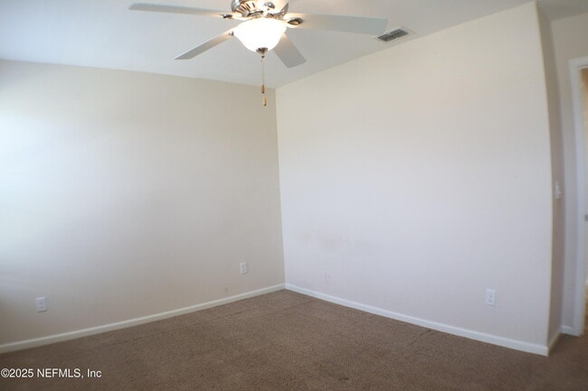 Building Photo - 175 Starlis Pl
