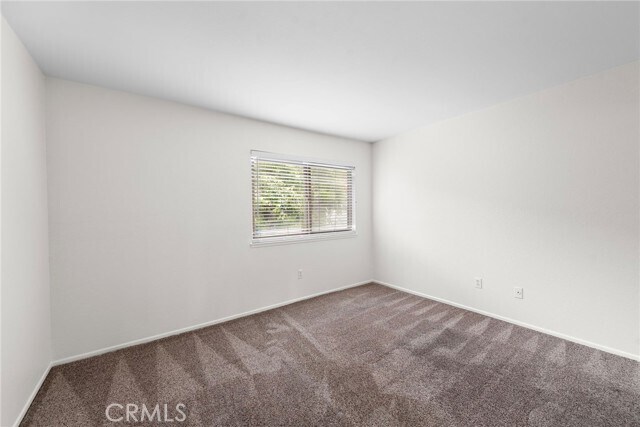 Building Photo - 31705 W Nine Dr
