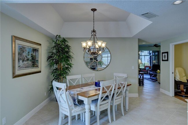 Building Photo - 6101 SE Landing Way