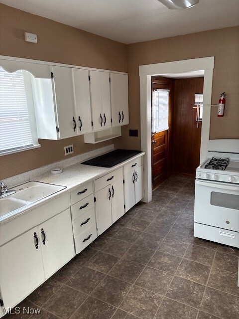 Building Photo - 1587 Homewood Ave SE