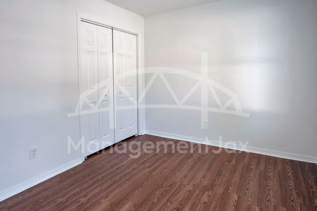 Building Photo - 7621 Melissa Ct N