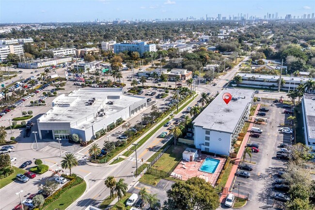 Building Photo - 16450 NW 2nd Ave