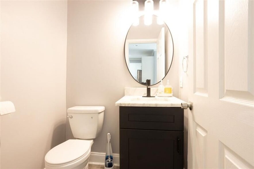 Building Photo - 4867 Pinnacle Dr