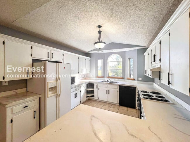 Primary Photo - 6 Joel Ln