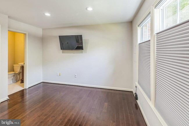 Building Photo - 5907 Trumpet Sound Ct