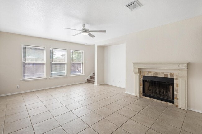 Building Photo - 372 Copper Hill Dr