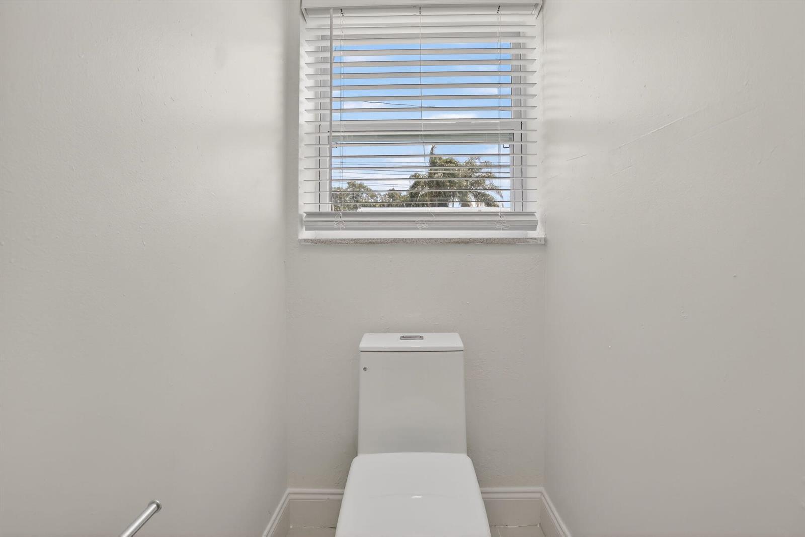 Building Photo - 2630 SW 49th Ct